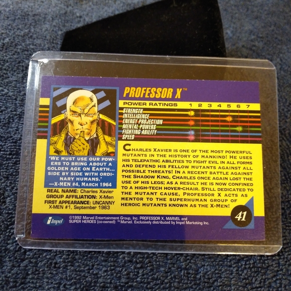 Perfect condition hard sleeved Vintage X-Men trading card - Picture 3 of 3